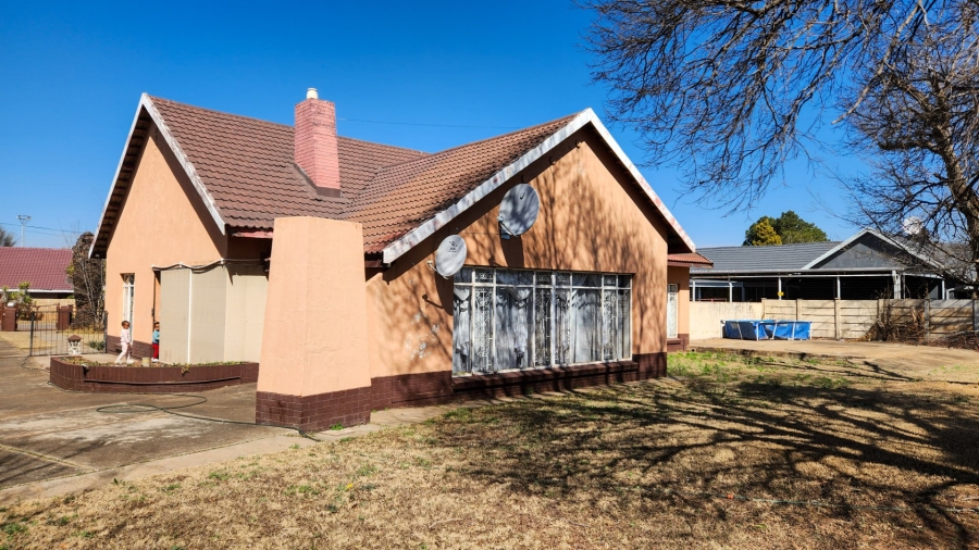 3 Bedroom Property for Sale in Stilfontein North West